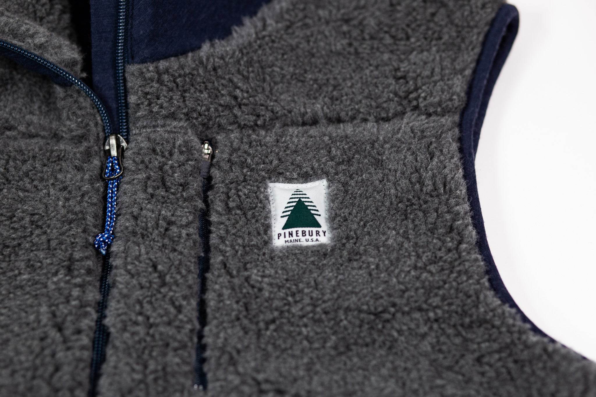 The Merino Wool Lodge Vest - Charcoal