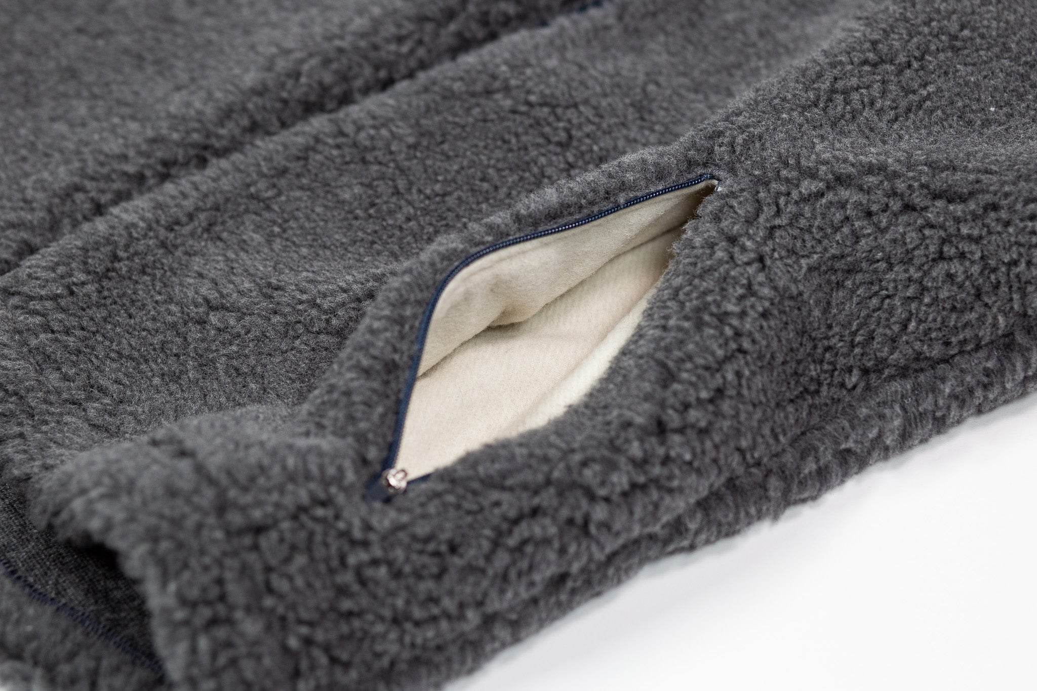 The Merino Wool Lodge Vest - Charcoal